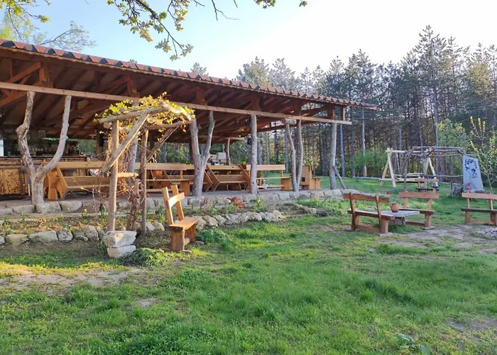 Ecopark Sadzhaka